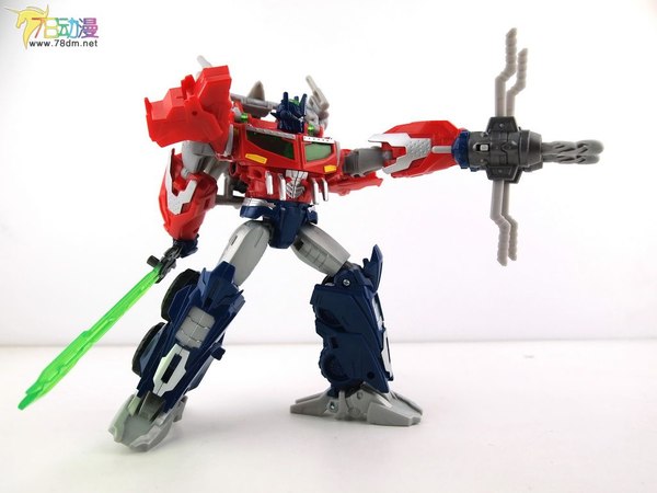 New Beast Hunters Optimus Prime Voyager Class Our Of Box Images Of Transformers Prime Figure  (18 of 47)